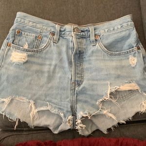 Womens 501 Levi shorts